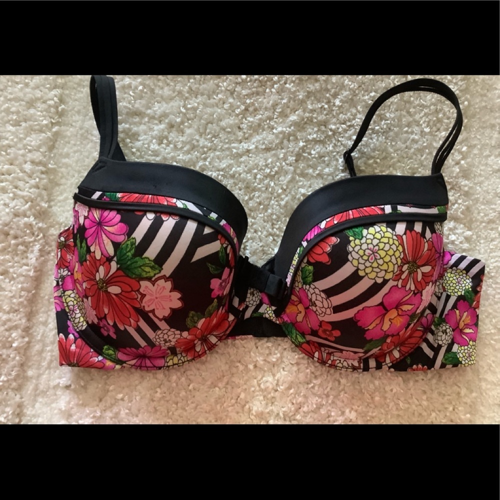 Victoria’s Secret Bra
